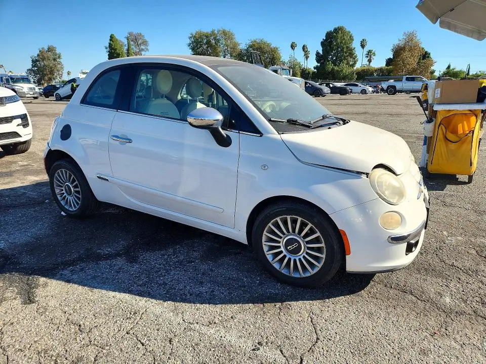 2012 FIAT 500 LOUNGE  