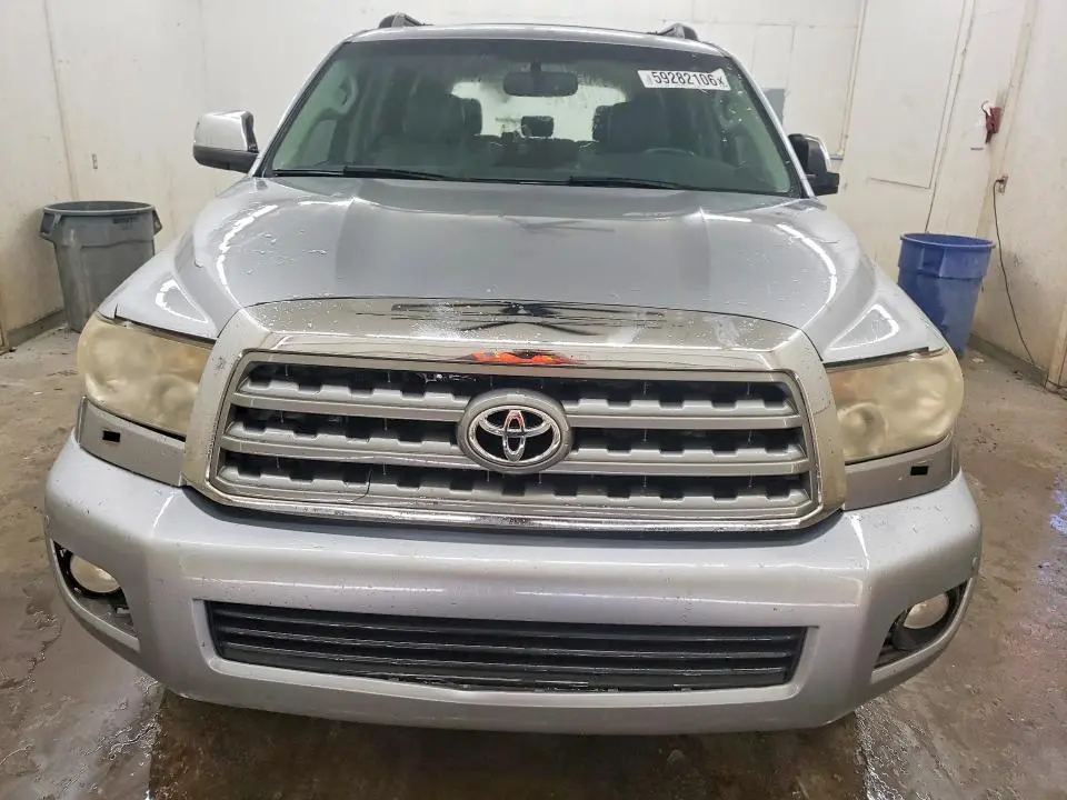2015 TOYOTA SEQUOIA LIMITED  
