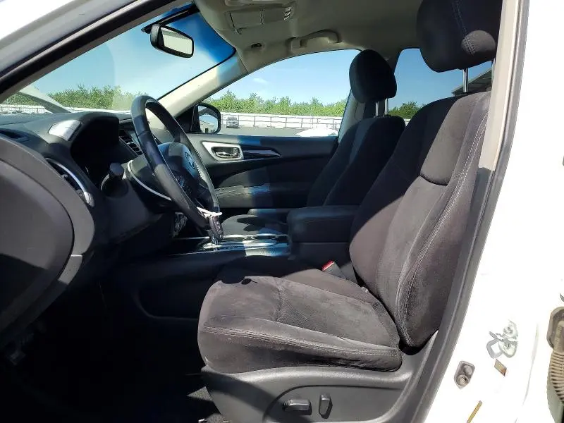 2015 NISSAN PATHFINDER SV  