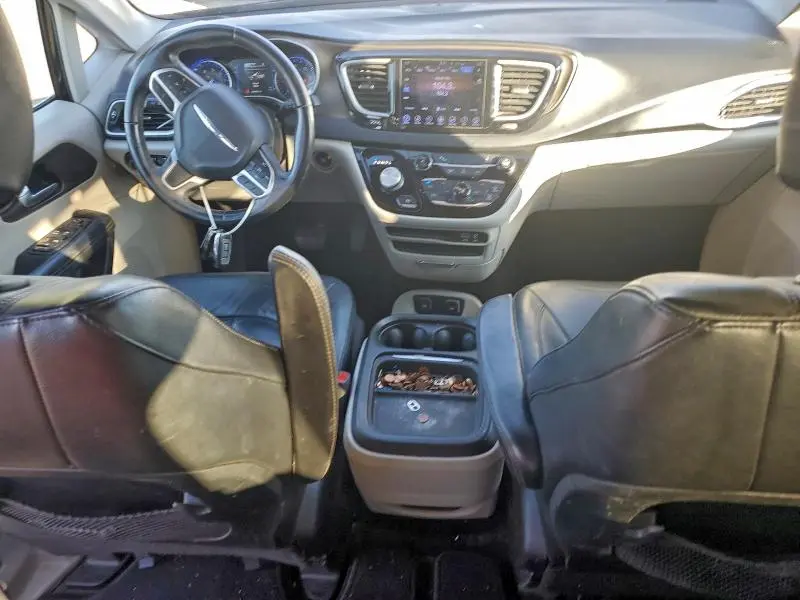 2017 CHRYSLER PACIFICA TOURING L  