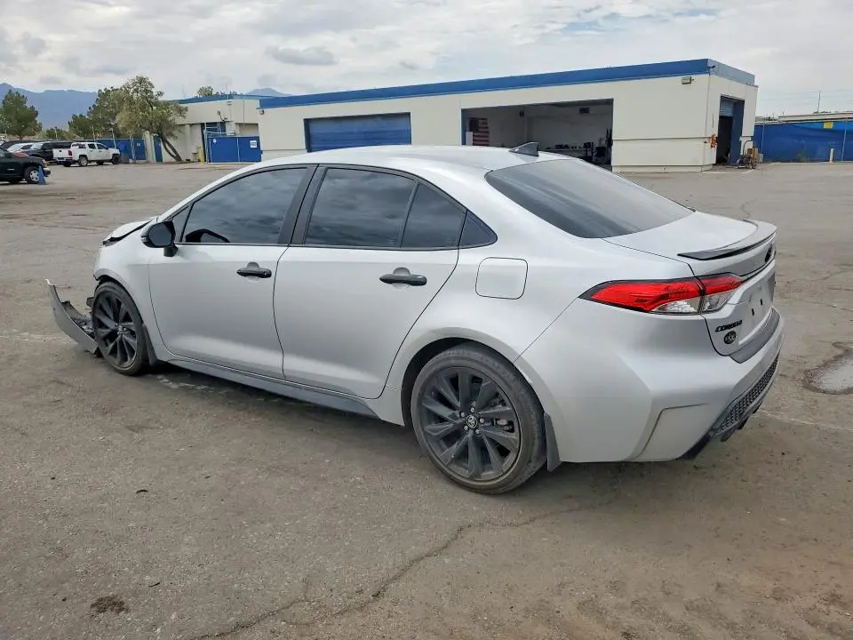 2021 TOYOTA COROLLA SE NIGHTSHADE EDITION  