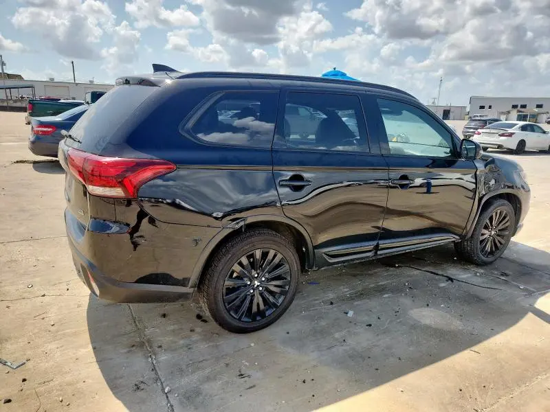 2020 MITSUBISHI OUTLANDER SE  