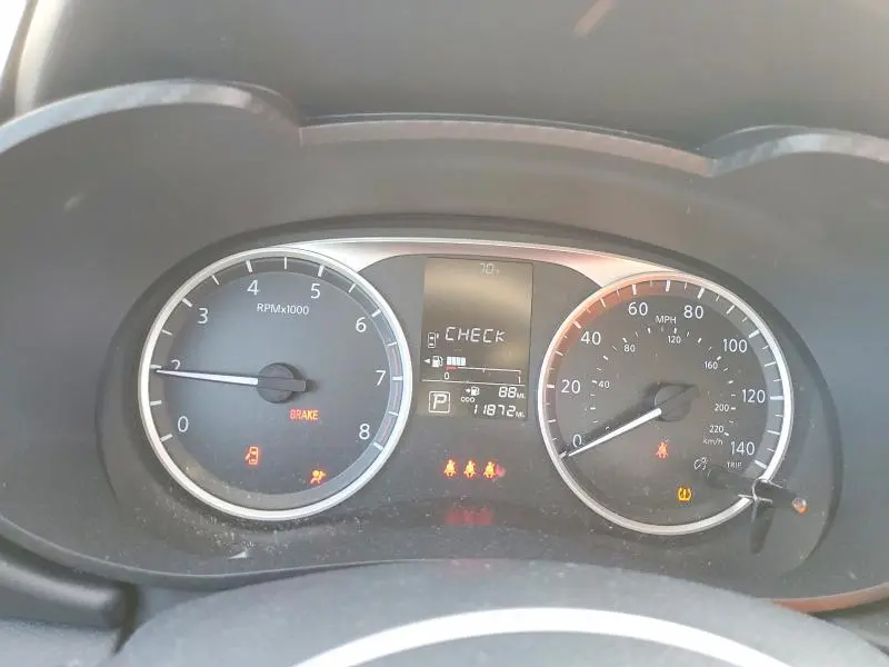 2024 NISSAN VERSA S  