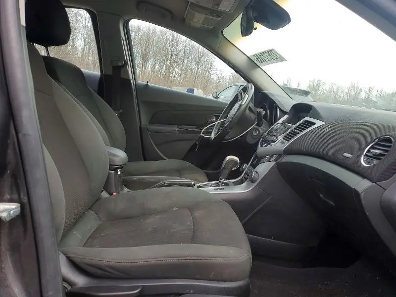 2011 CHEVROLET CRUZE LT  