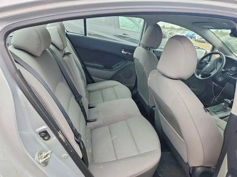 2015 KIA FORTE LX  