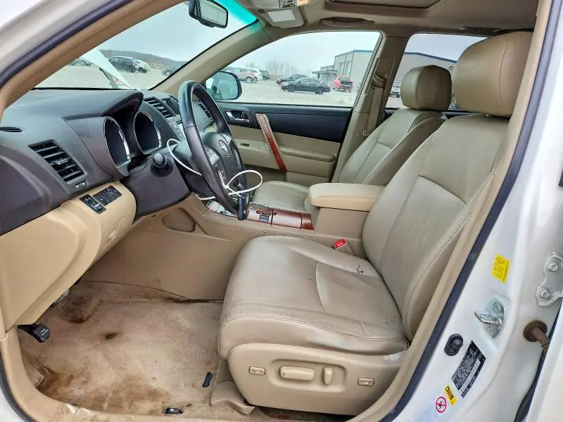 2010 TOYOTA HIGHLANDER LIMITED  