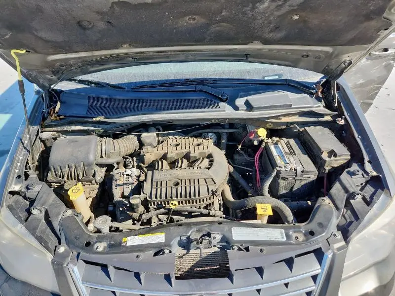 2010 CHRYSLER TOWN & COUNTRY TOURING PLUS  