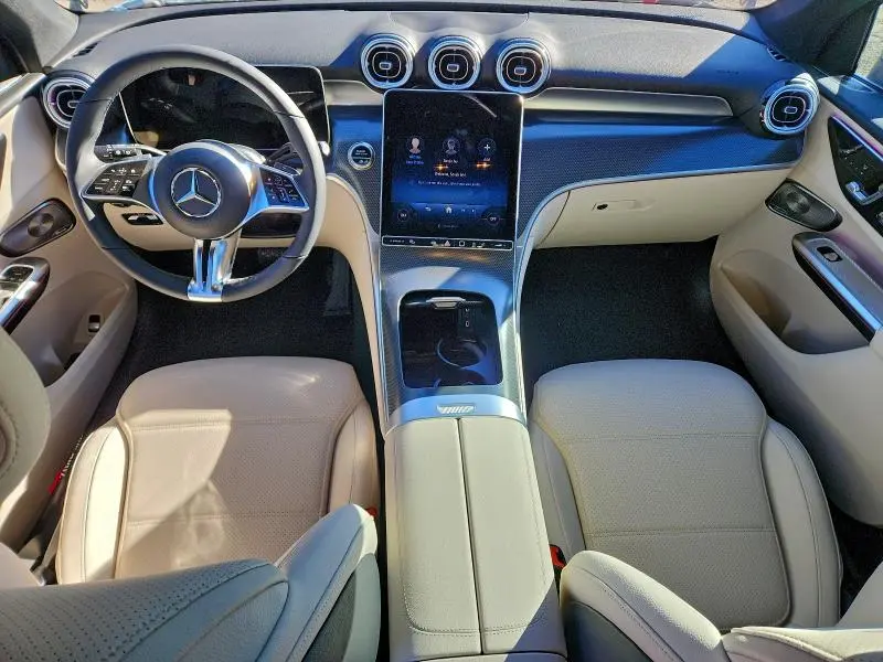 2026 MERCEDES-BENZ GLC 300 4MATIC  