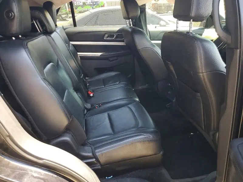 2016 FORD EXPLORER XLT  
