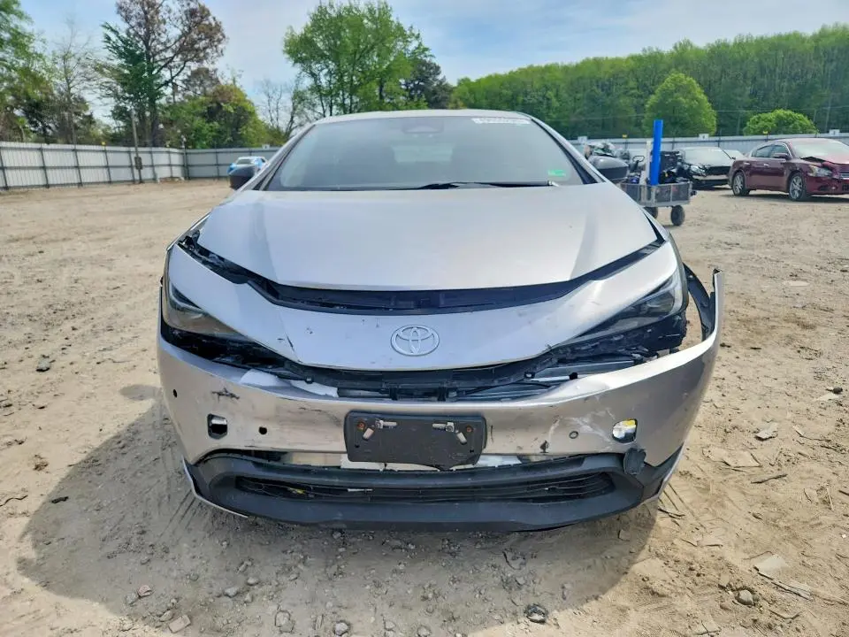 2024 TOYOTA PRIUS LE  