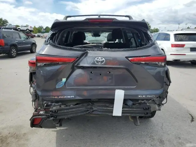 2020 TOYOTA HIGHLANDER XLE  