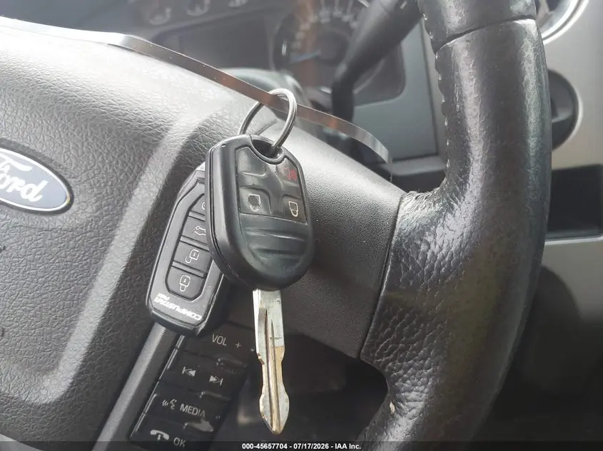 2014 FORD F-150 XLT