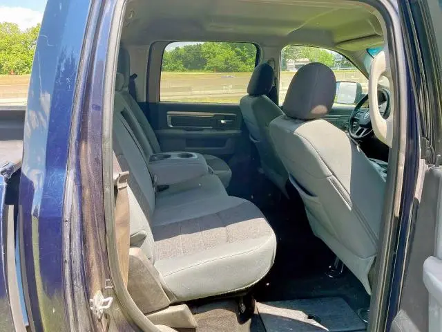 2015 RAM 1500 SLT  