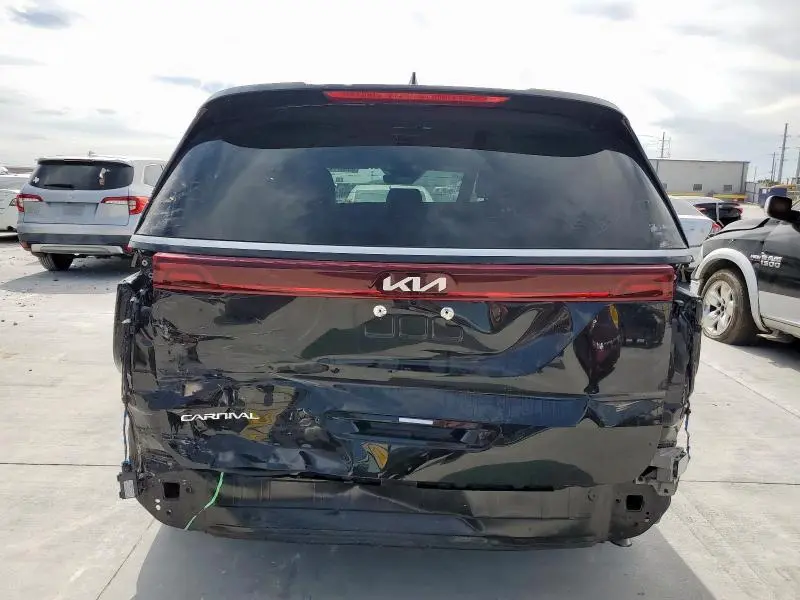 2024 KIA CARNIVAL EX  