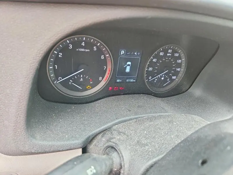 2018 HYUNDAI TUCSON SE  