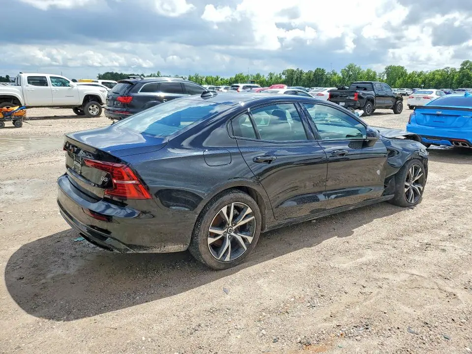 2024 VOLVO S60 PLUS  