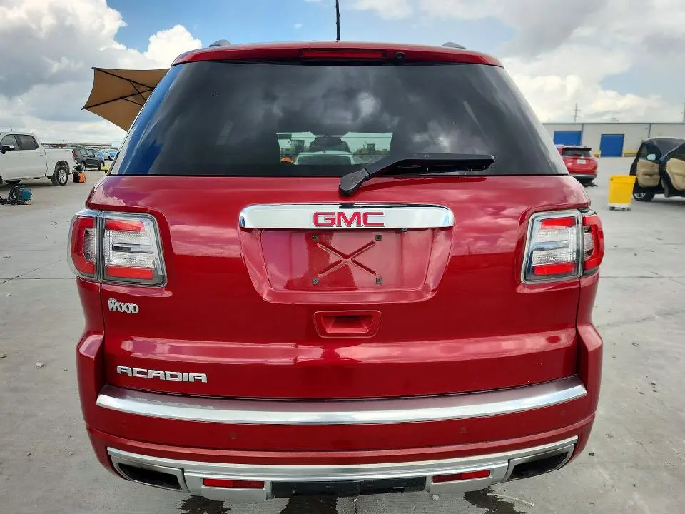 2013 GMC ACADIA DENALI  