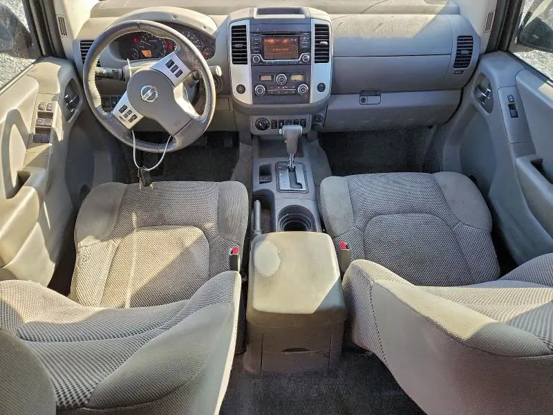 2017 NISSAN FRONTIER S  