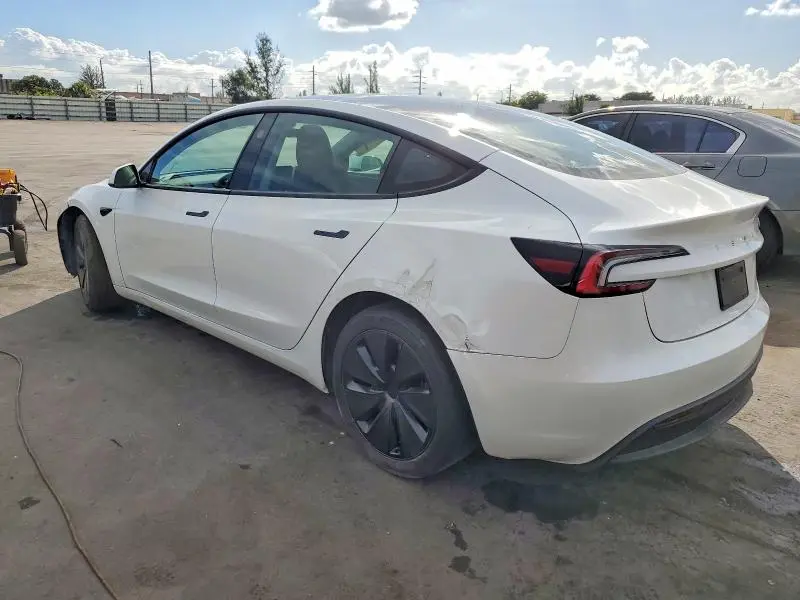 2024 TESLA MODEL 3   