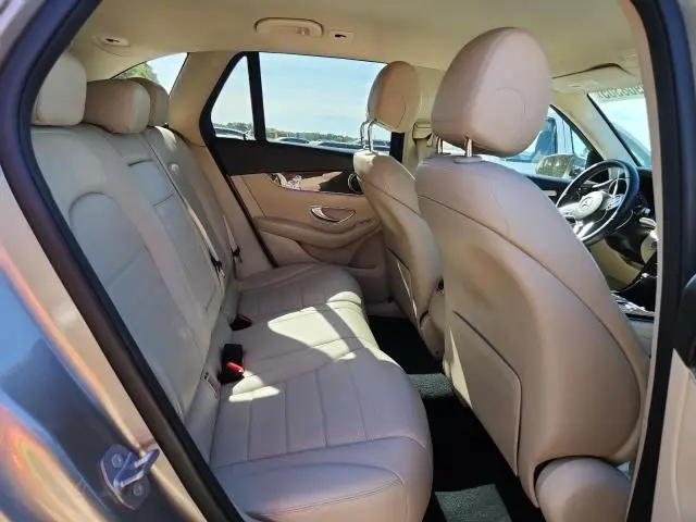 2020 MERCEDES-BENZ GLC 300  