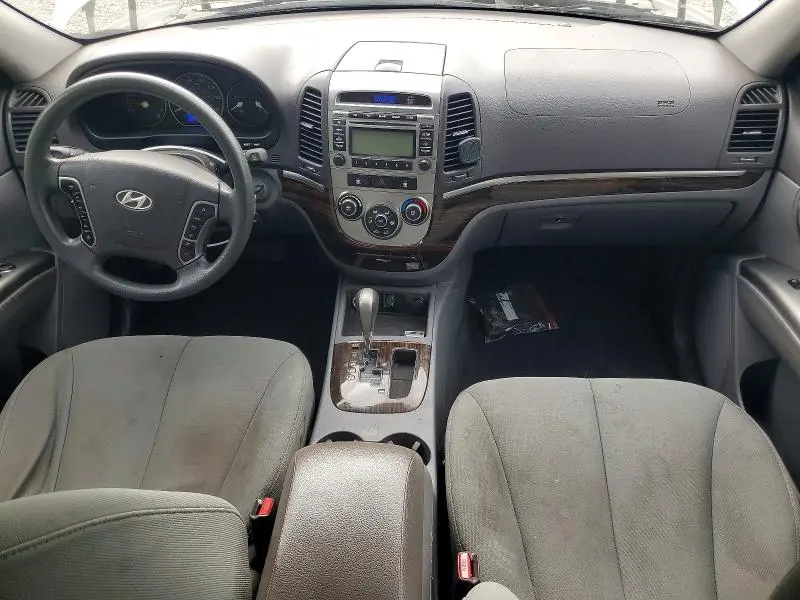2011 HYUNDAI SANTA FE GLS  