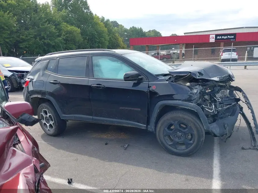 2022 JEEP COMPASS TRAILHAWK 4X4