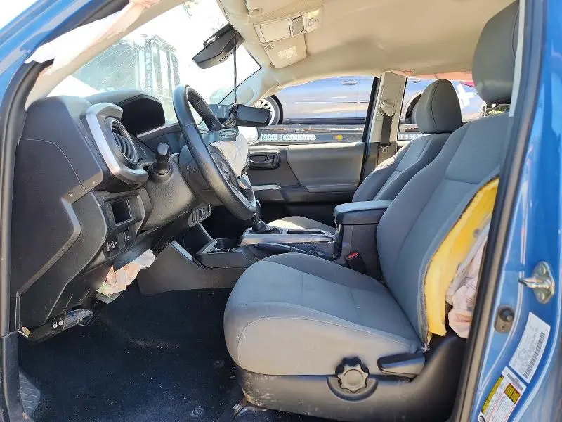 2019 TOYOTA TACOMA SR5 V6  