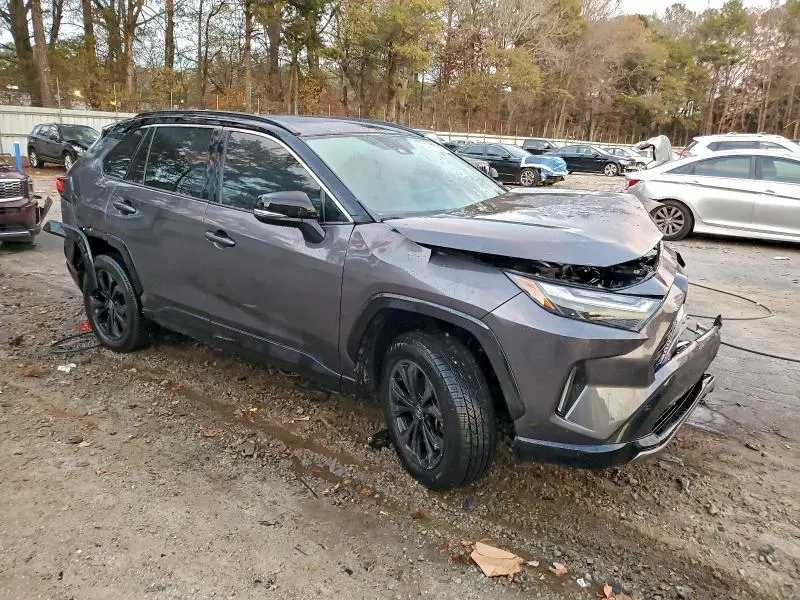 2022 TOYOTA RAV4 XSE  