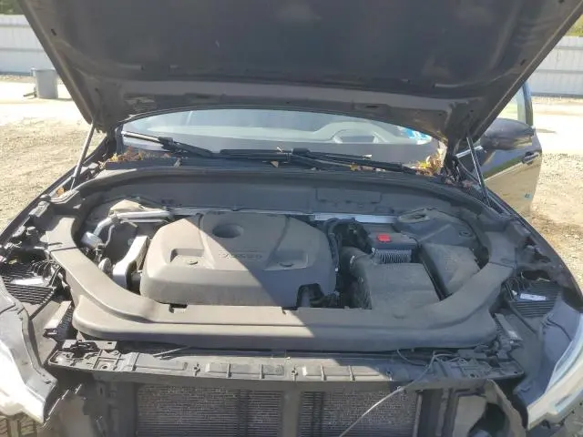 2019 VOLVO XC60 T5  
