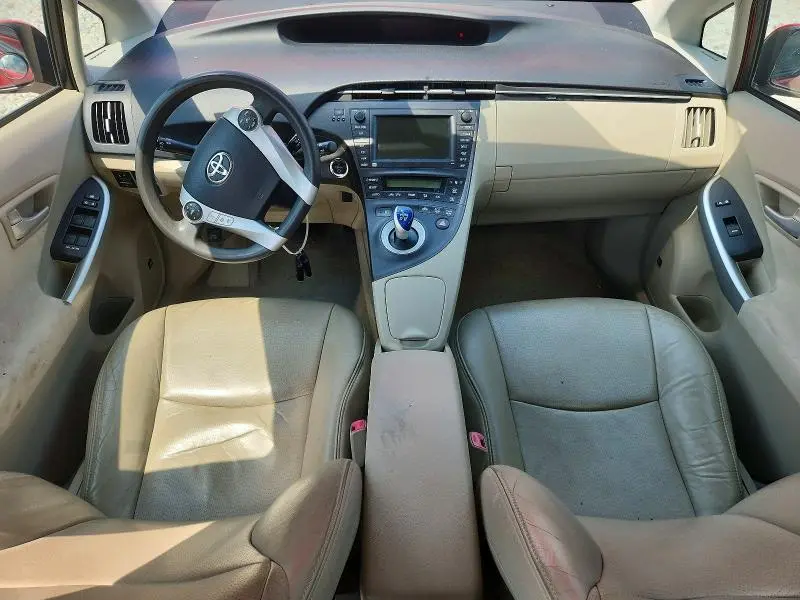 2011 TOYOTA PRIUS THREE  