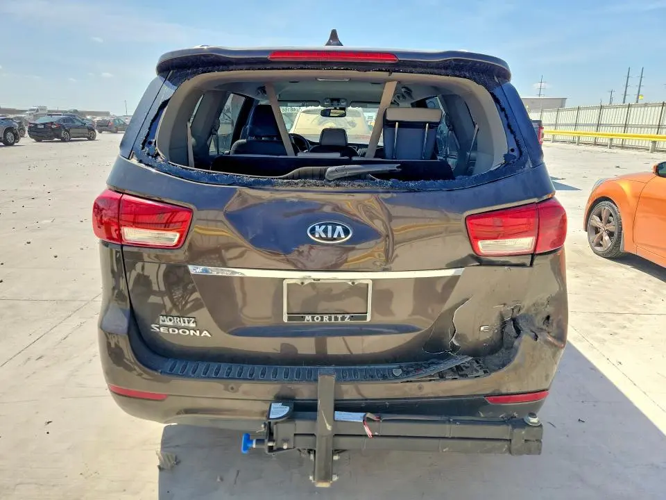 2018 KIA SEDONA EX  