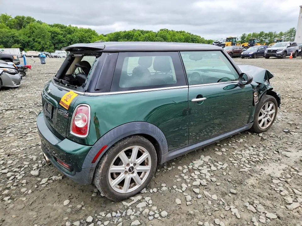 2013 MINI COOPER S  