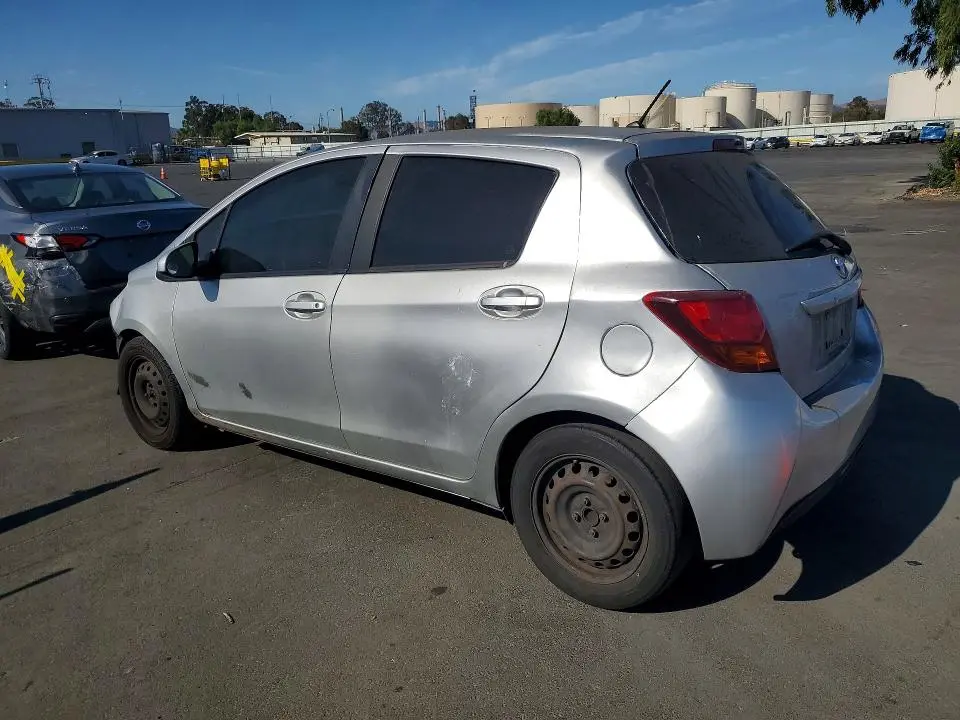 2015 TOYOTA YARIS 5-DOOR L  