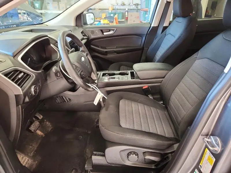 2021 FORD EDGE SE  