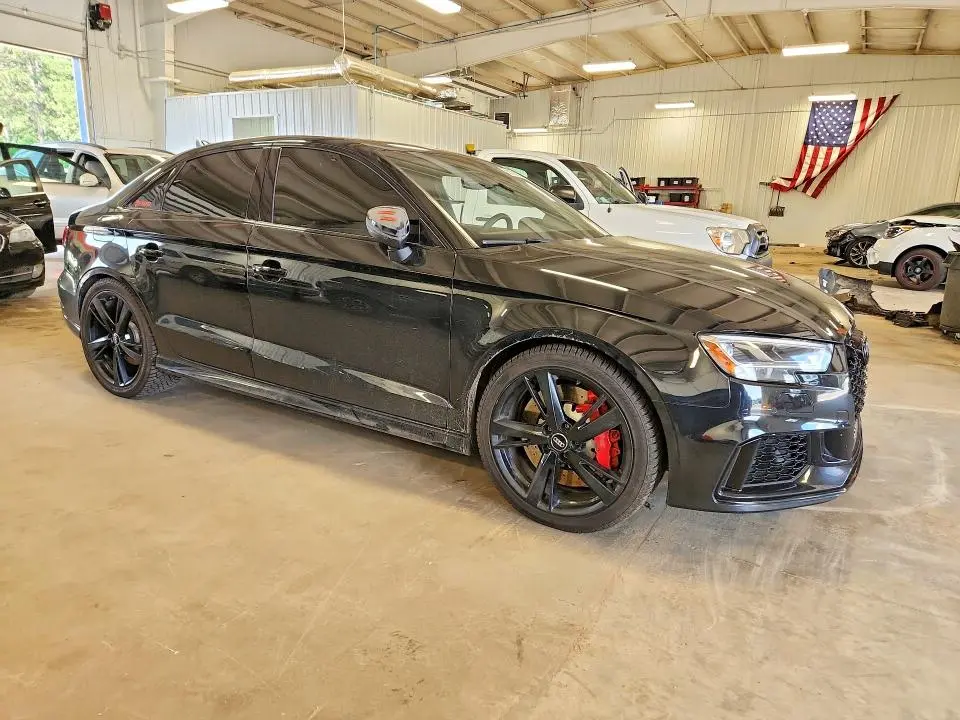 2019 AUDI RS3   