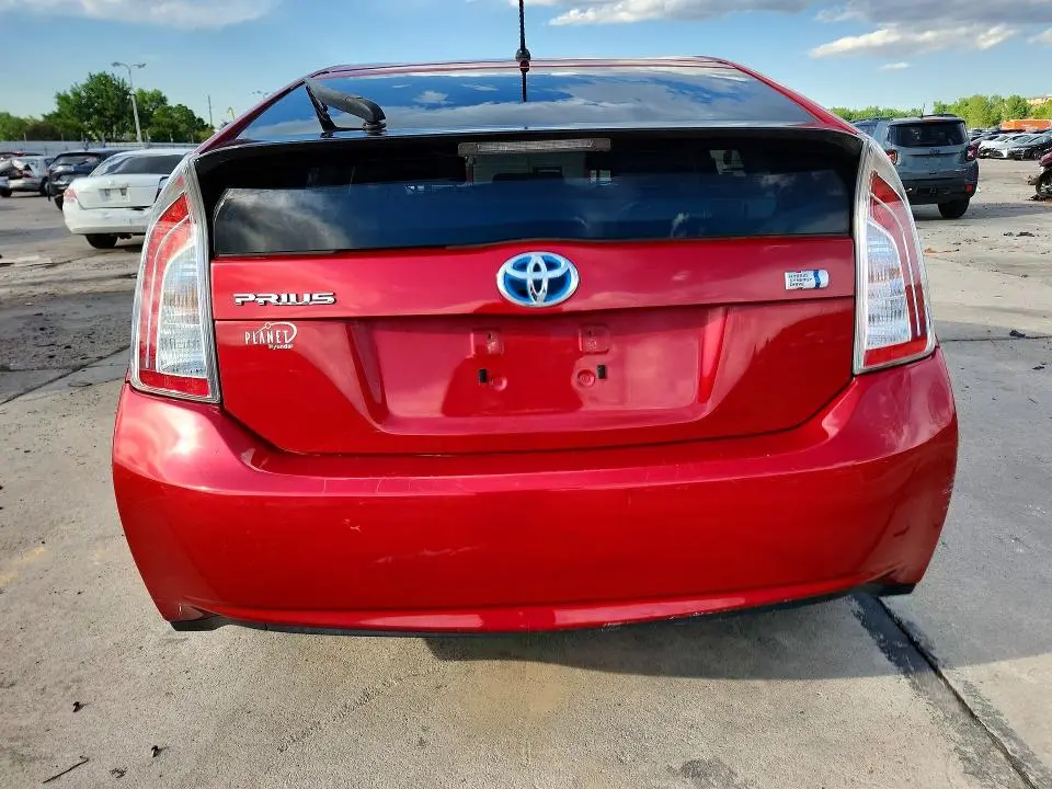 2013 TOYOTA PRIUS TWO  