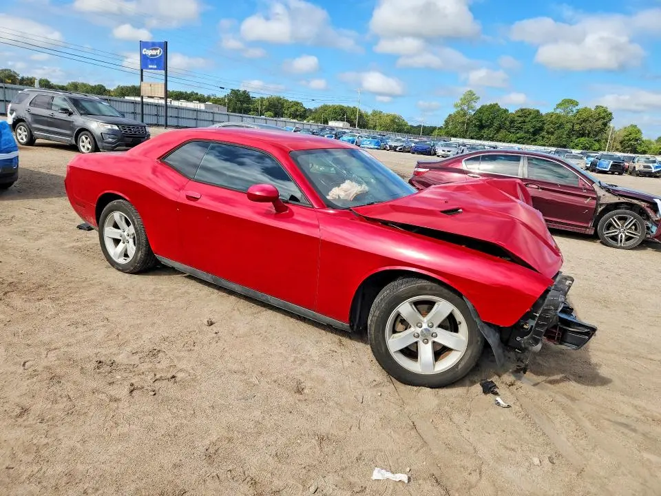 2012 DODGE CHALLENGER SXT  