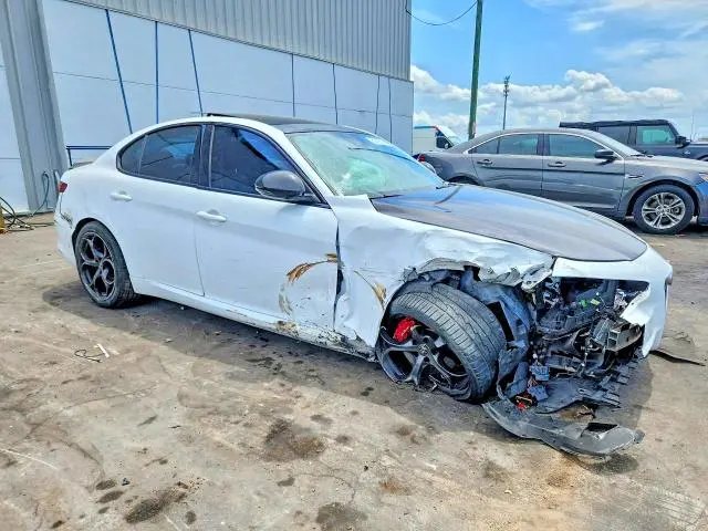 2019 ALFA ROMEO GIULIA   