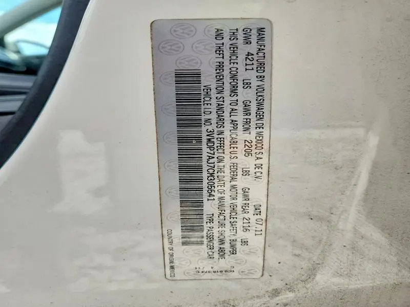 2012 VOLKSWAGEN JETTA SE  