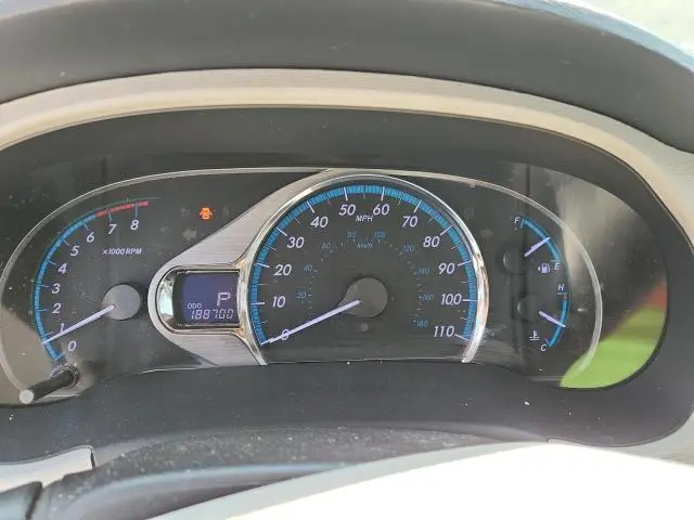 2013 TOYOTA SIENNA XLE  