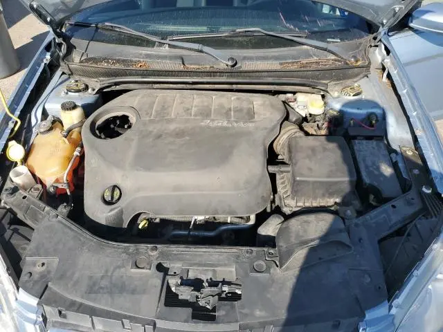 2013 CHRYSLER 200 LX  