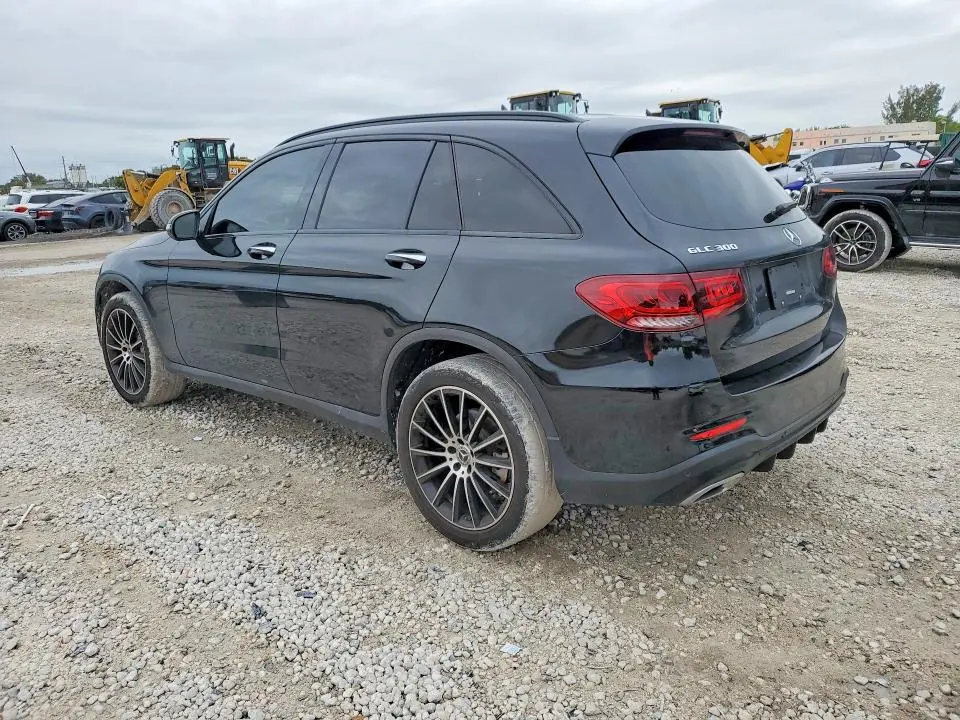 2022 MERCEDES-BENZ GLC 300  