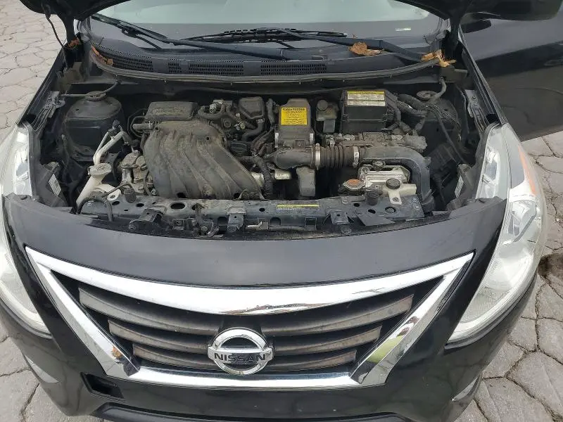 2019 NISSAN VERSA SV  