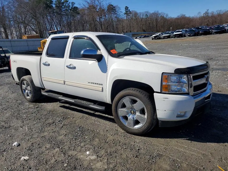 2010 CHEVROLET SILVERADO K1500 LT  