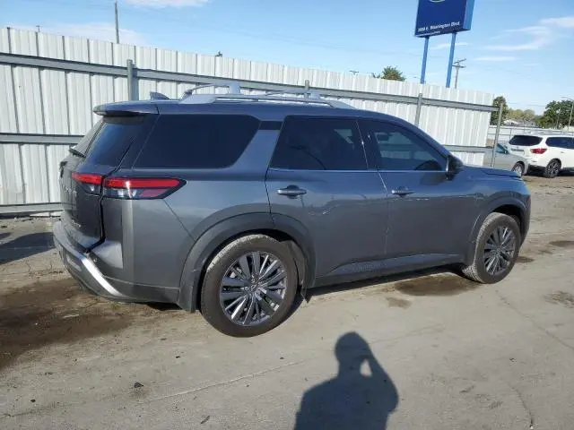 2025 NISSAN PATHFINDER SL  