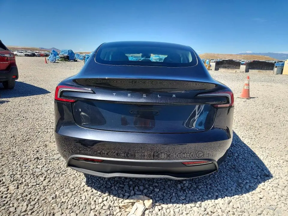 2024 TESLA MODEL 3   