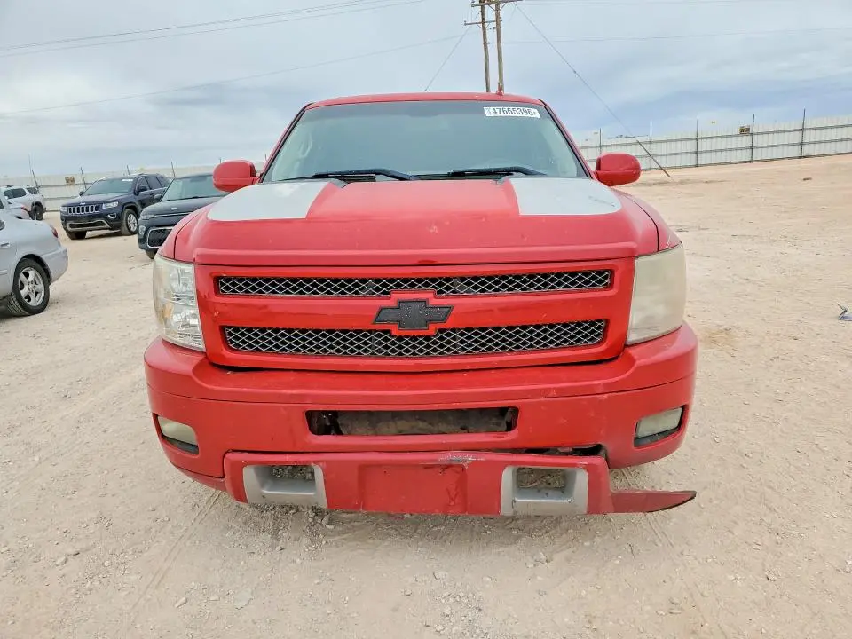 2011 CHEVROLET SILVERADO C1500 LT  