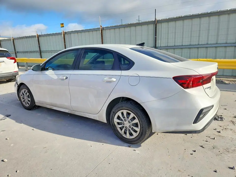 2021 KIA FORTE FE  