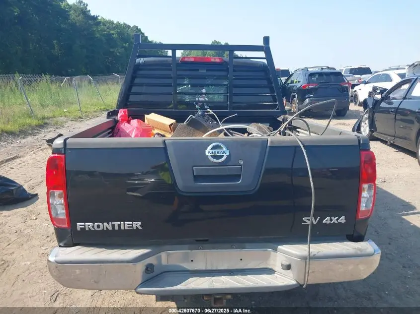 2012 NISSAN FRONTIER SV