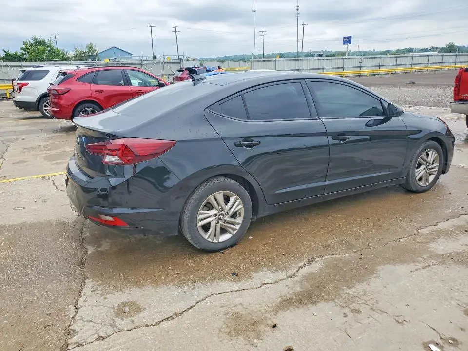 2019 HYUNDAI ELANTRA SEL  